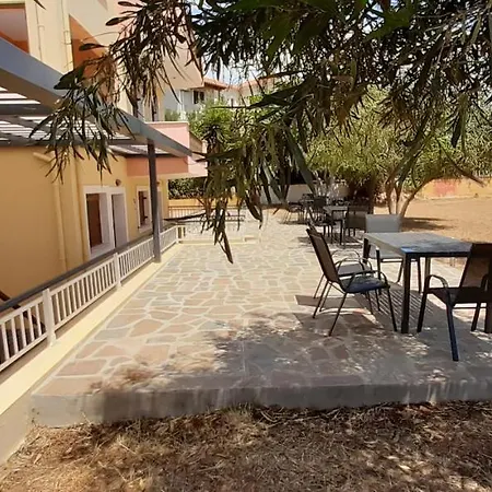 Savvas Apartments Plitra Exterior photo