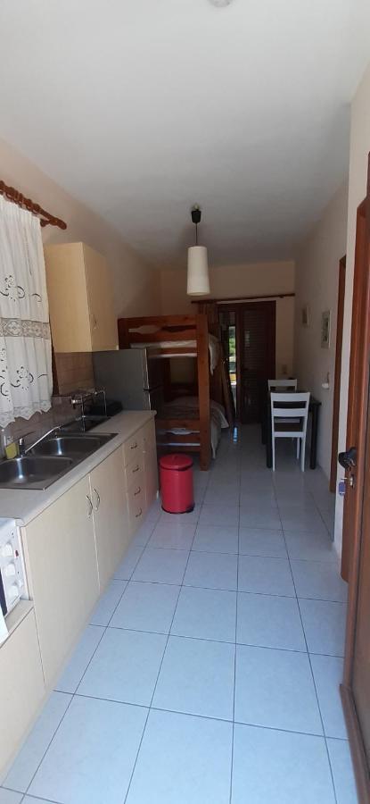 Savvas Apartment *